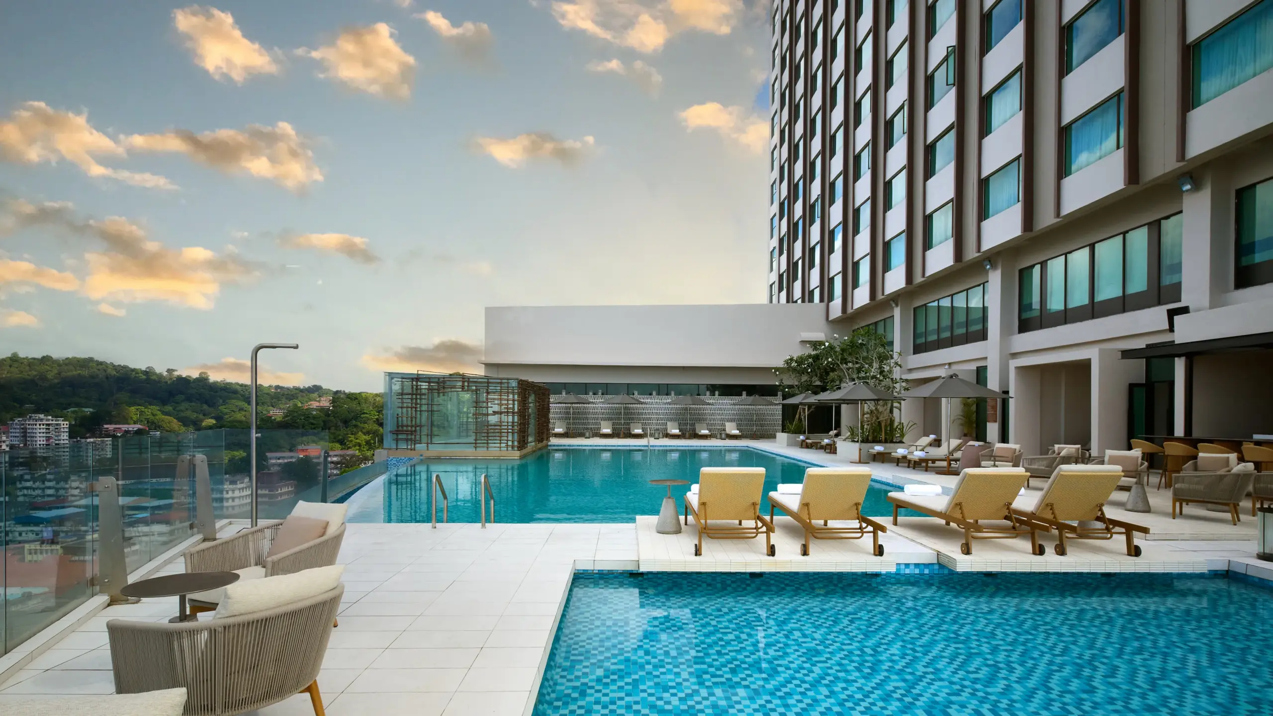 Pool 1